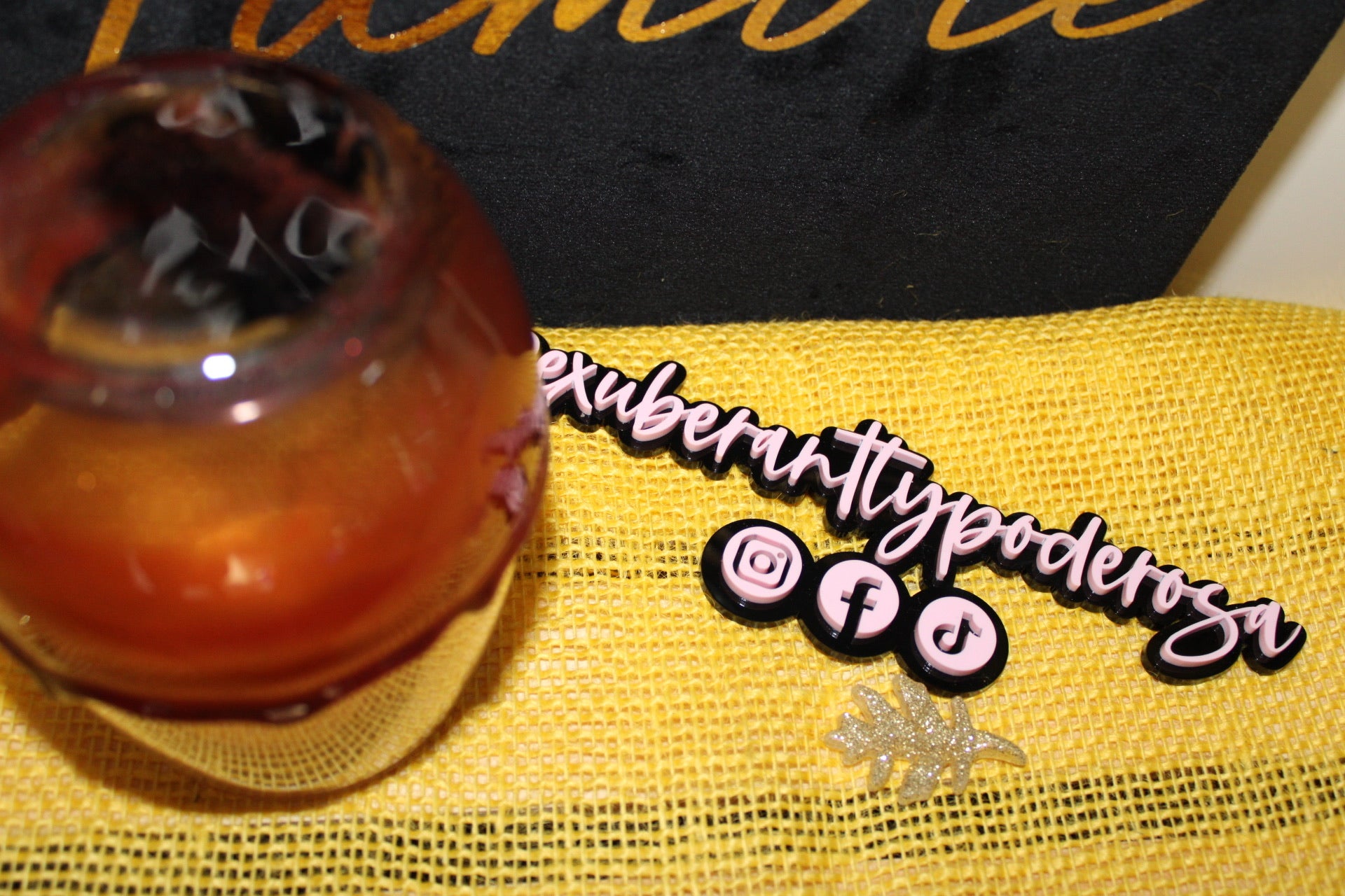 Drip Resin Red