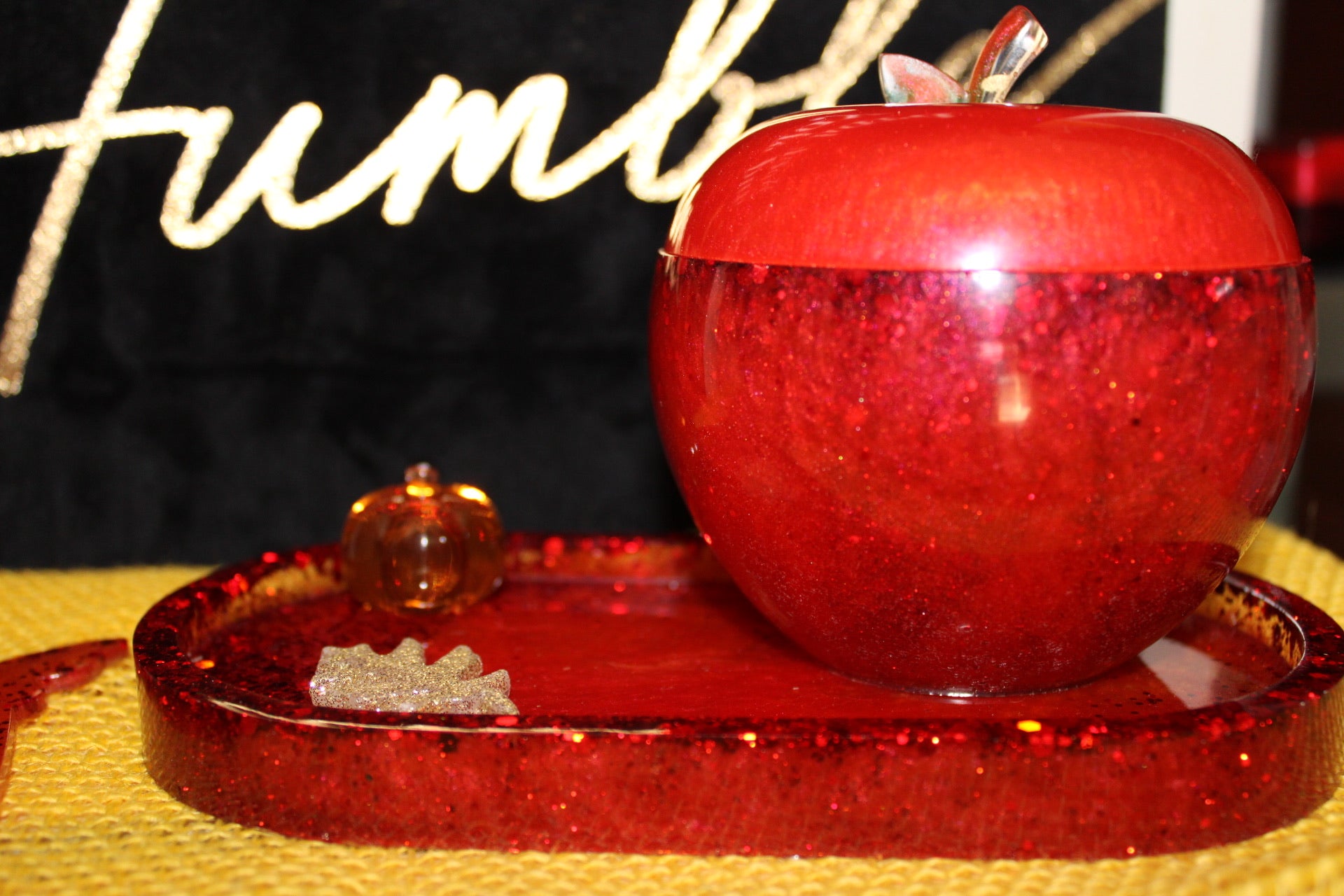 Teachers Candy Apple Tray Set